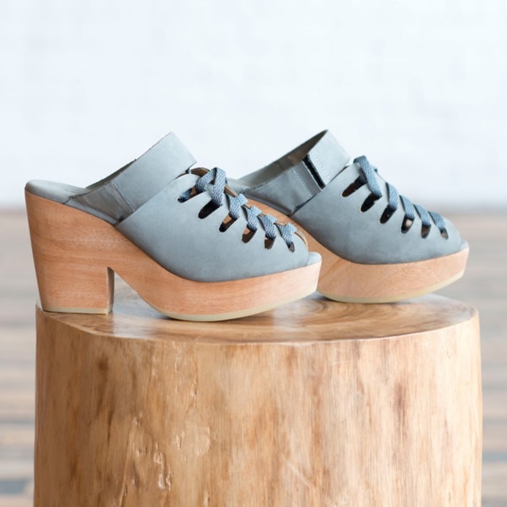 A Detacher Etta Ankle Lace Up Wooden Clogs Pale Blue Size 8